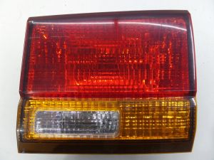 Nissan Elgrand JDM RHD Right Hatch Mtd Tail Light E50 VE000 97-02 OEM Inner