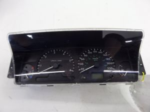 02 Land Rover Discovery II Instrument Cluster KPH KMS Series 2 L318 98-04