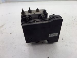 Mitsubishi Airtrek ABS Anti-Lock Brake Pump Controller 01-05 OEM MB4-DISC-2924-1