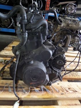 17-22 KTM Duke 390 Engine Motor OEM H7 JY247-31E21-B