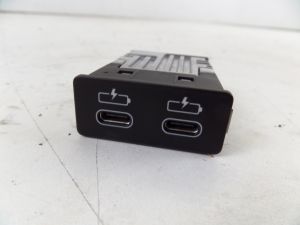 BMW M3 USB C Charge Port Dash Trim G80 21-22 OEM 8 711 938